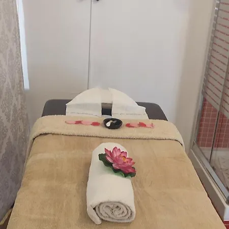 Mare 2 Apartament