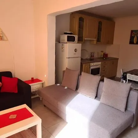 Apartment Mare 2 *